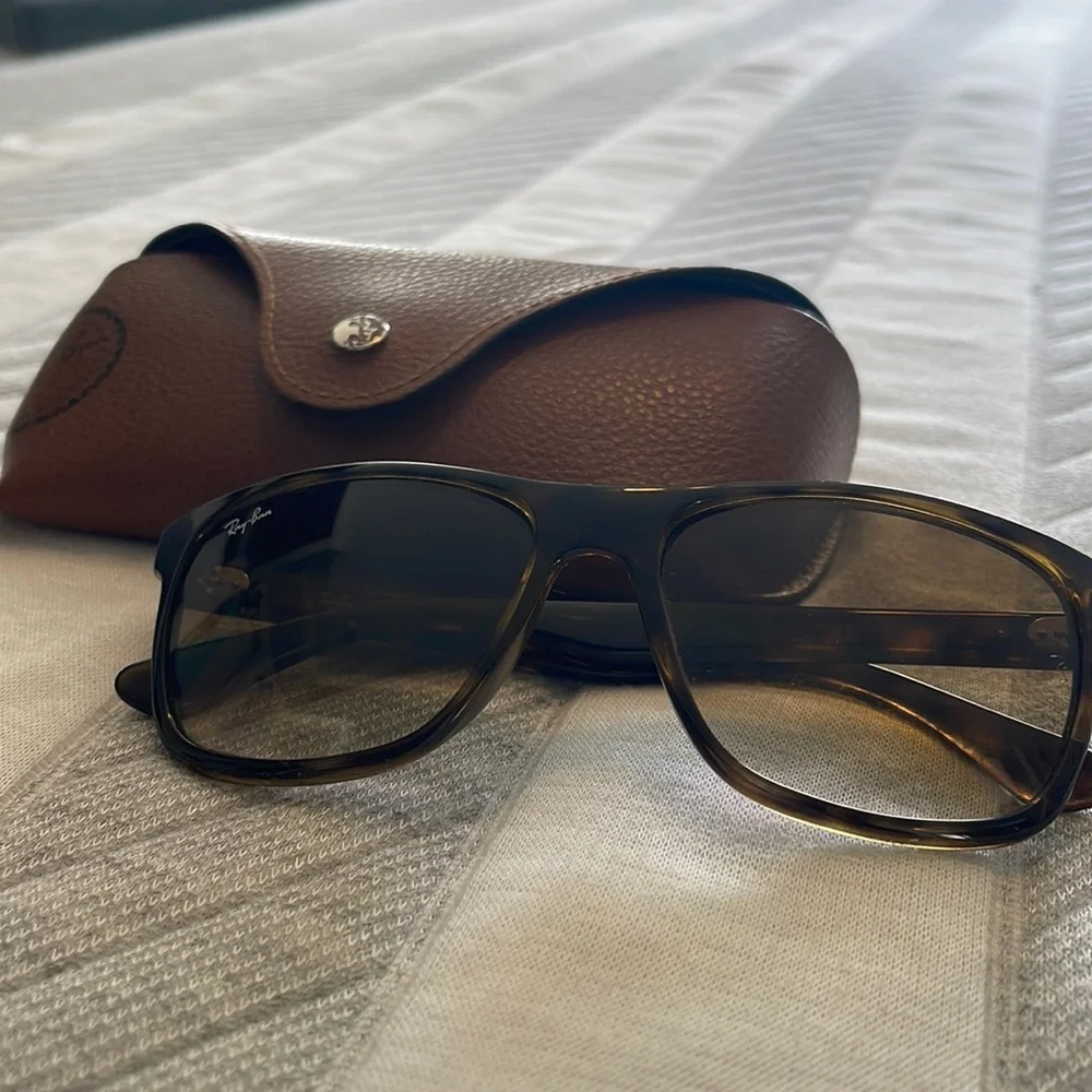Ray ban sunglasses